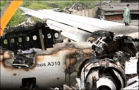 Девять авиационных происшествий случилось в мире с января по апрель 2008 года